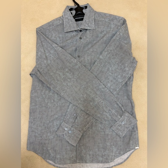 Show stopper! Black/hunter green pattern Saks like NEW shirt. - Picture 2 of 2